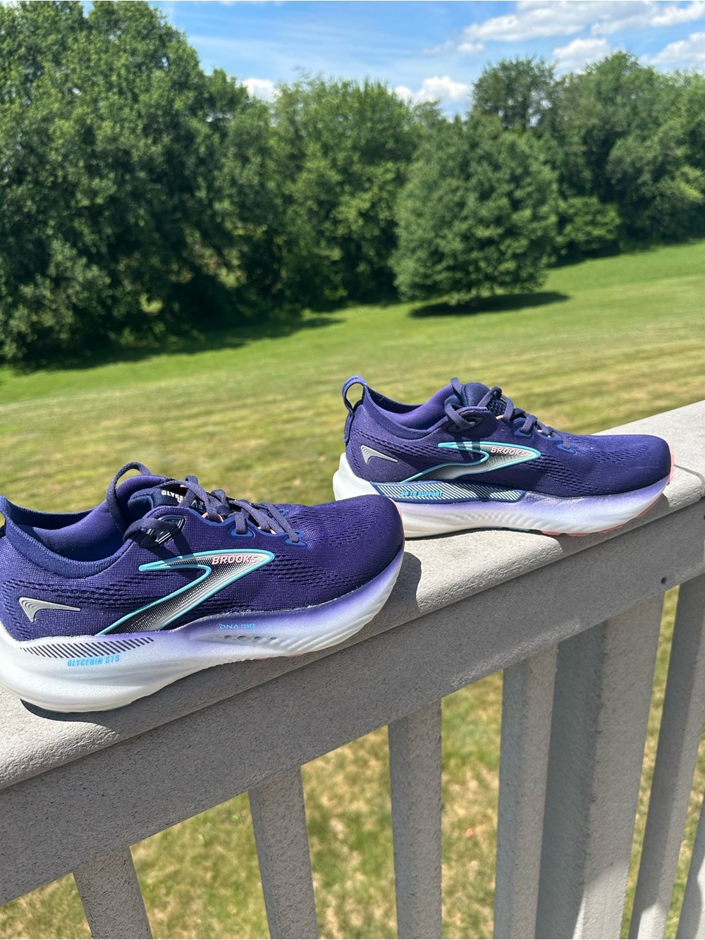 Brooks Women's Glycerin GTS 22 Running Shoes - Navy blue with purple and pink - Picture 5 of 5